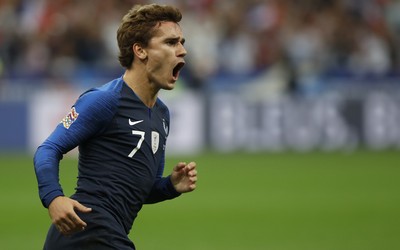 艾尚体育焦点-伊尼戈·马丁内斯国家德比后累瘫在地