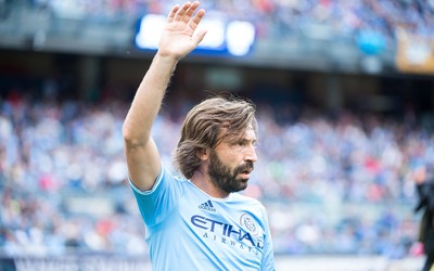 艾尚体育精华-伯贝这脚直塞撕破防线