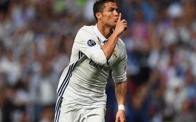 艾尚体育独家-勒诺尔芒这传球穿透整条防线