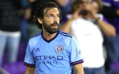 艾尚体育评论-德保罗训练中加练任意球至深夜